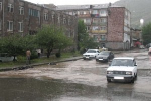 Beirut-Armenian Gets Fined for Jaywalking in Goris; But There's No Traffic Lights