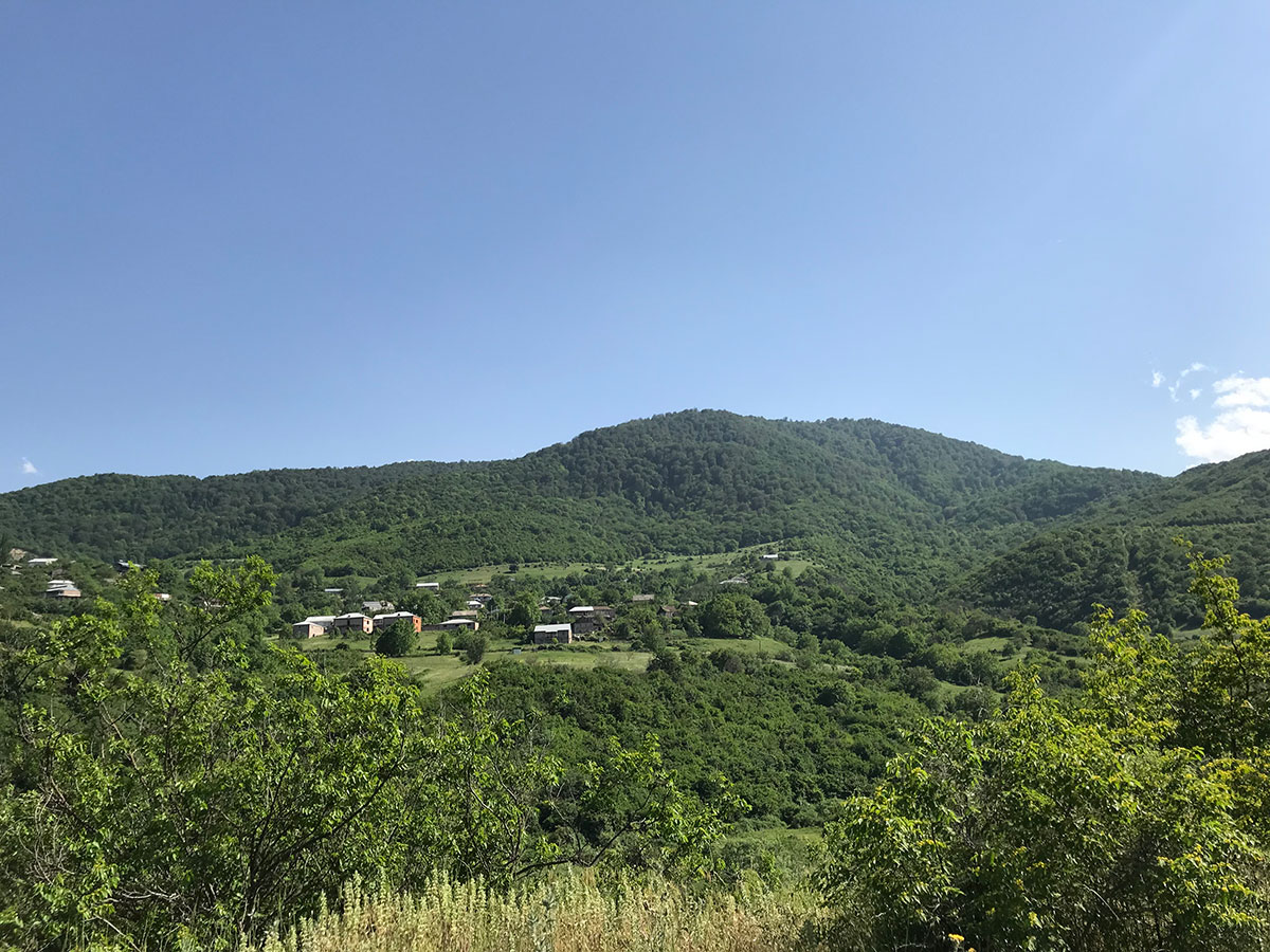 Ոսկեպար_գյուղը_Վերին_Ոսկեպար_գյուղից.jpg (296 KB)