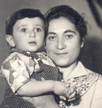 21_07-vardan&mother 21_07-vardan&mother