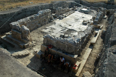 10_08-tigranakert_church