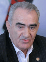 04-09_Galust-Sahakyan
